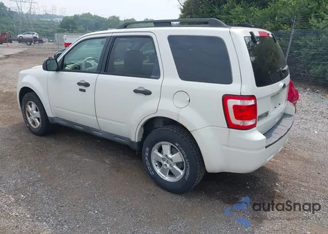 2010 Ford Escape Xlt from USA, damaged, VIN 1FMCU9DG8AKD30421